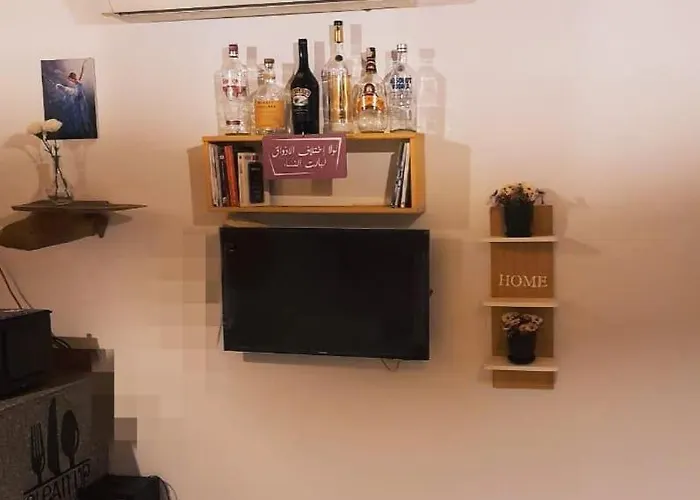 Apartment House *
